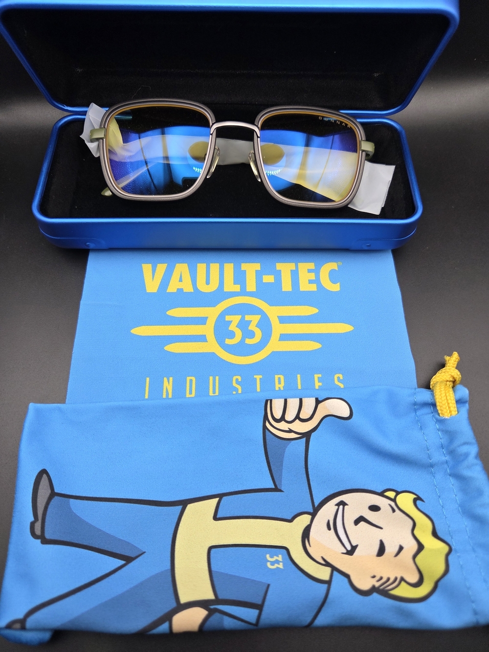 Gunnar Fallout Vault-Tec Sunglasses in Blue  New